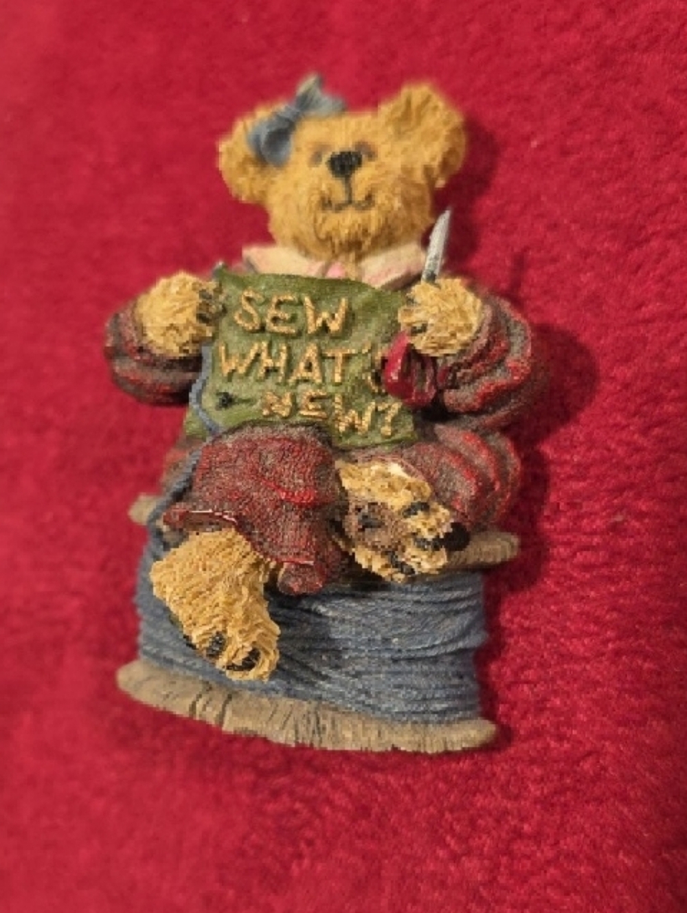Boyds Bears Sewing Bear Brooch that Says 'Sew What's New?'